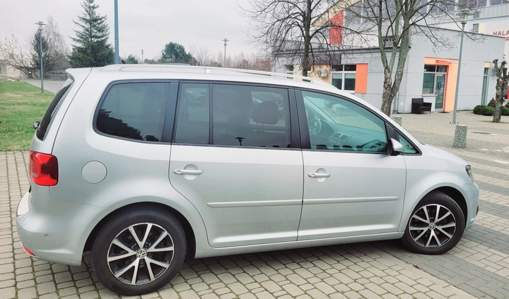 Volkswagen Touran cena 32900 przebieg: 261000, rok produkcji 2013 z Mrocza małe 67